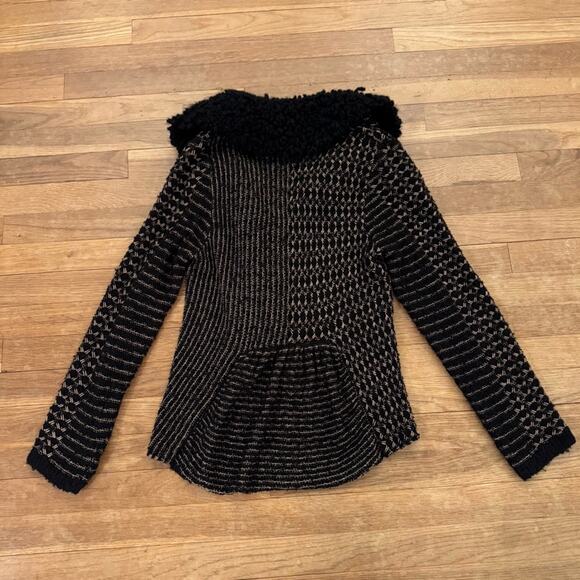Curio New York black gold wrap style wool blend high low sweater sz medium
b17 - Picture 4 of 4